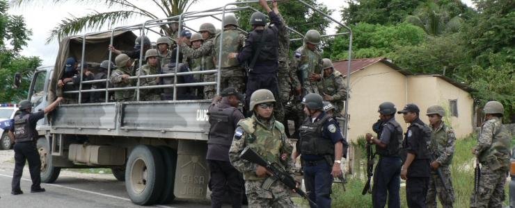 Militarización en el Bajo Aguán, Honduras. Fotografía de Giorgio Trucchi.