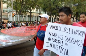 La demanda de tiempos de la guerra sucia y de la lucha de Rosario Ibarra de Piedra y el Frente Nacional Contra la Represión sigue viva.
