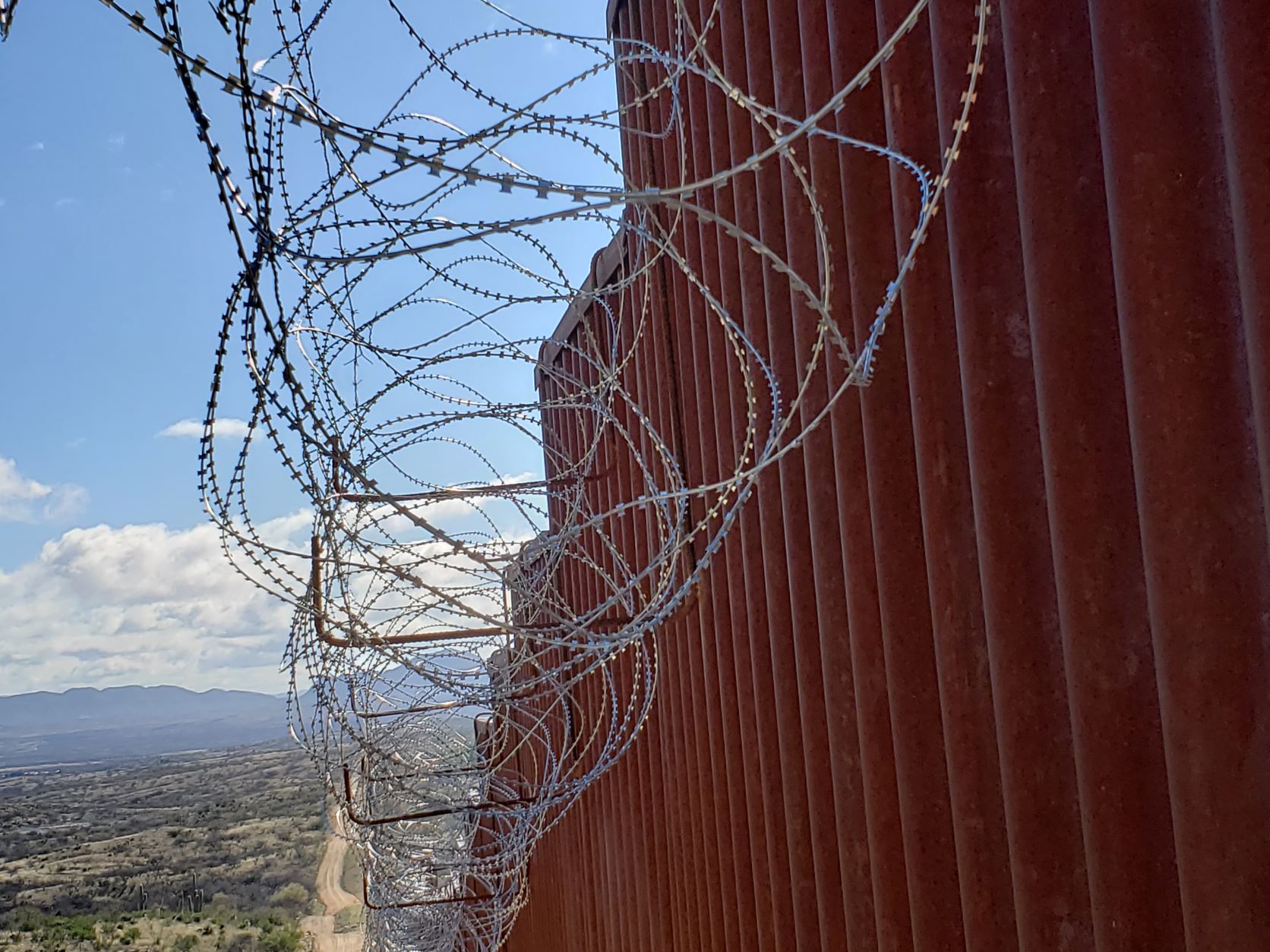 U.S. - Mexico border fence, Arizona - Sonora border