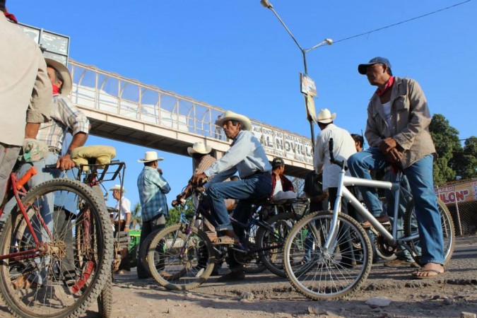 Road Blocks to Stop Robbery of Water from Yaquis