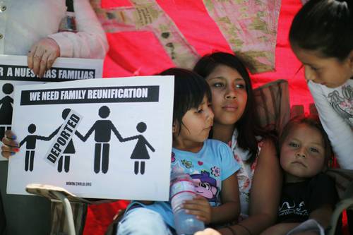 Organizaciones de migrantes califican la reforma migratoria como punitiva y llaman a organizarse