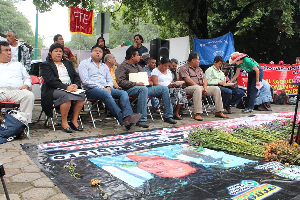 Embajada canadiense desaíra a la familia de fallecido activista mexicano