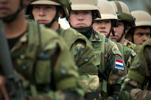 800px-Paraguayan_marines_at_Ancon_Marine_Base_2010-07-19