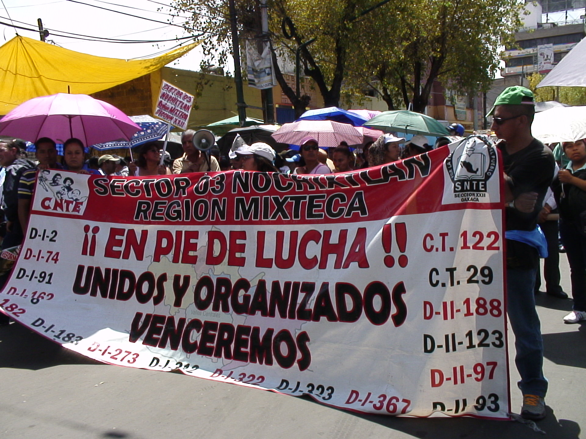 Protesting Mexican Teachers’ Vow “This Will Not End Here”