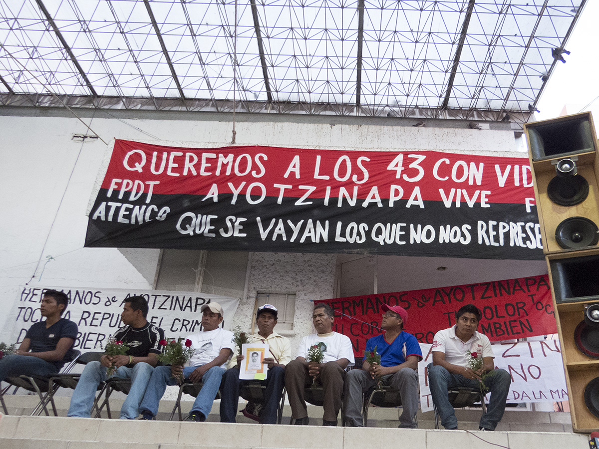 Ayotzinapa en Atenco