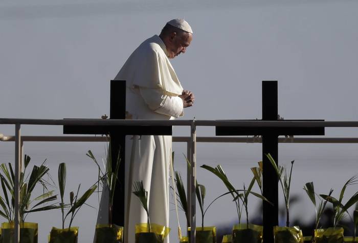 Pope’s Border Visit Leaves Victims’ Groups Divided on its Impact