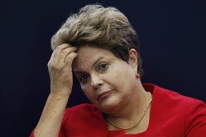 A presidente Dilma Rousseff durante entrevista coletiva sobre a Copa do Mundo, em Brasília, na segunda-feira. 14/07/2014 REUTERS/Ueslei Marcelino