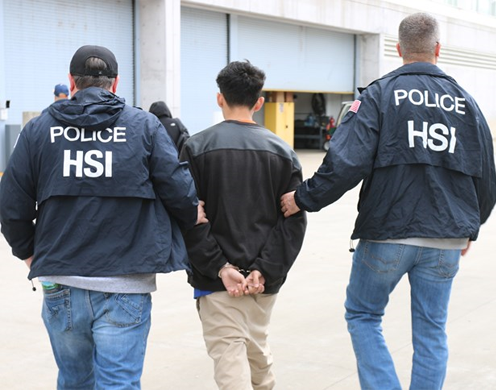 United States,  A Nightmare for Young People Who Flee from Gangs