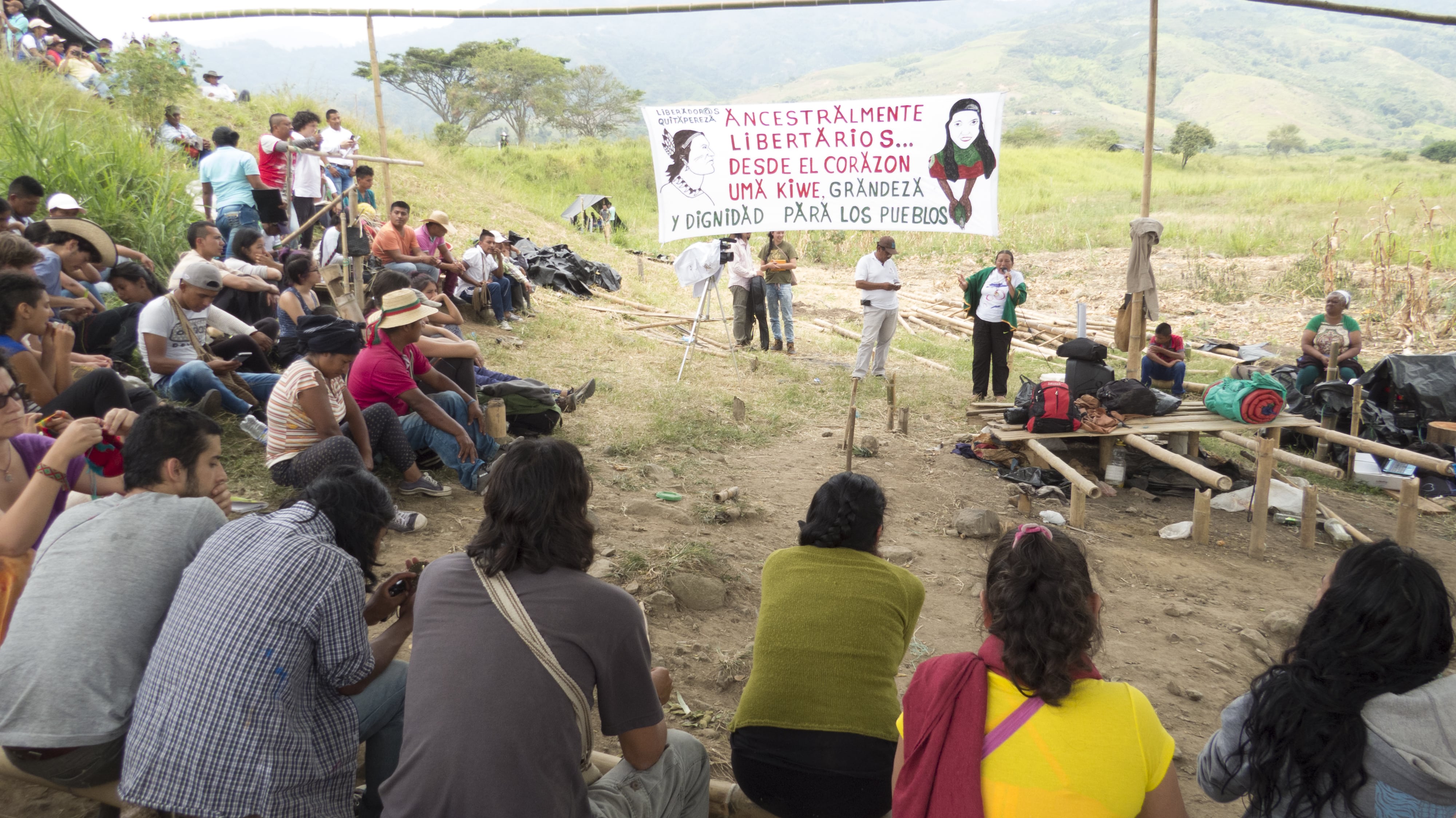 En el Cauca colombiano los indígenas liberan  a la Madre Tierra