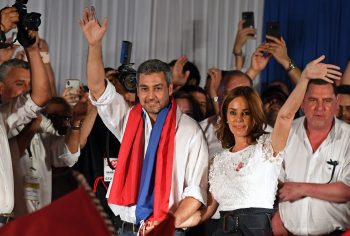 Con baja participación, candidato cercano a la dictadura gana la presidencia de Paraguay
