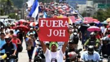 As Honduras Collapses, Its People are Forced to Flee